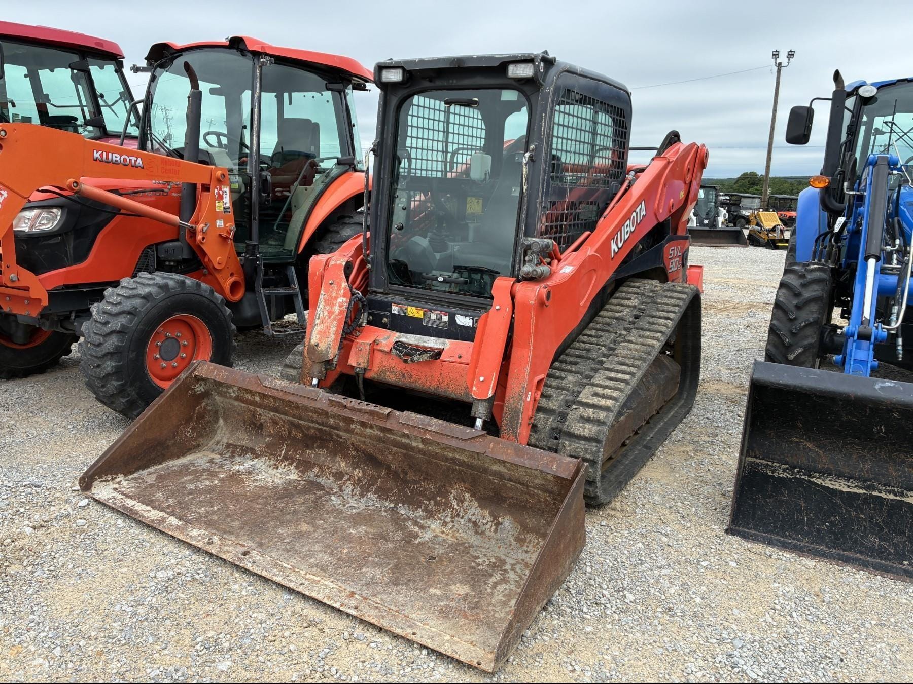 Kubota SVL90-2 Equipment Image0