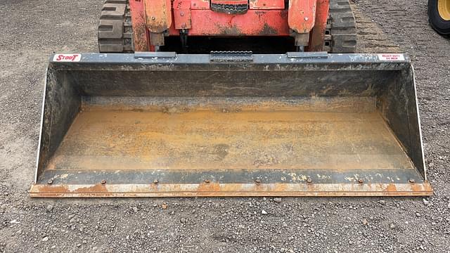 Image of Kubota SVL90-2 equipment image 3