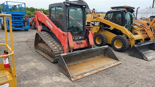 Image of Kubota SVL90-2 equipment image 2