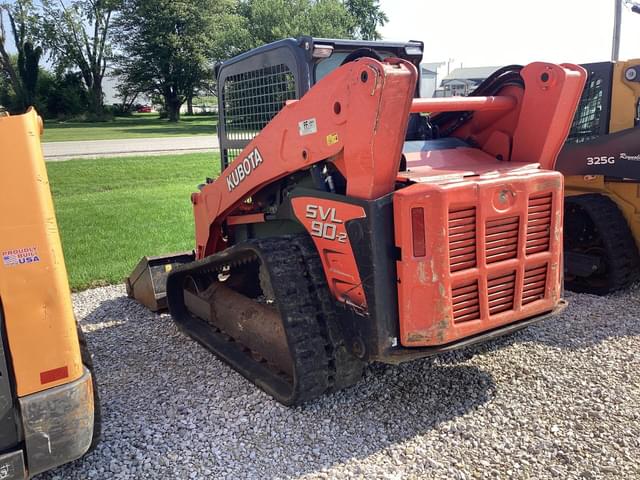 Image of Kubota SVL90 equipment image 4