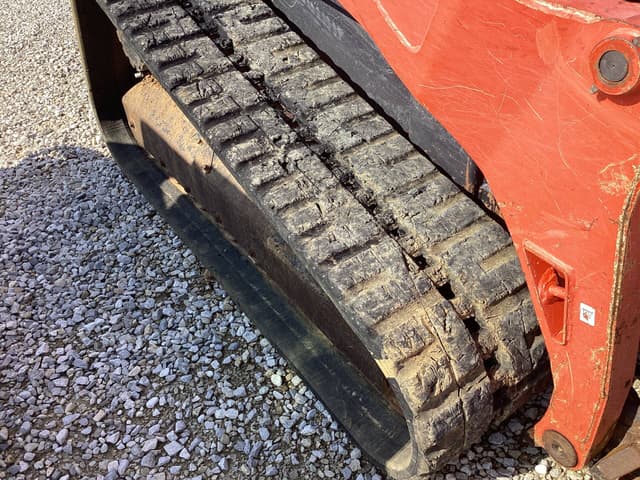 Image of Kubota SVL90-2 equipment image 3