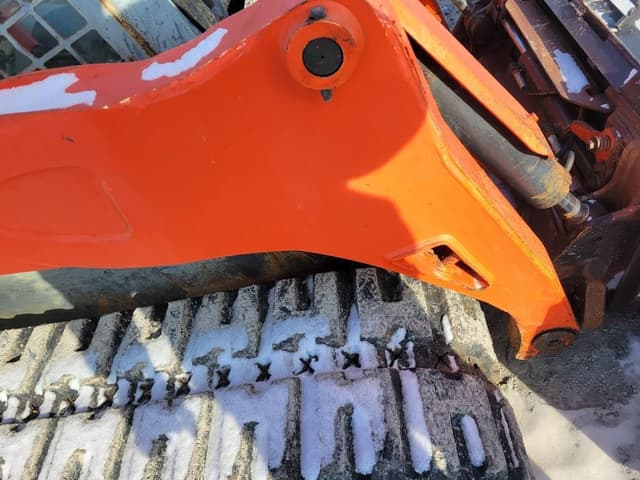 Image of Kubota SVL90 equipment image 4