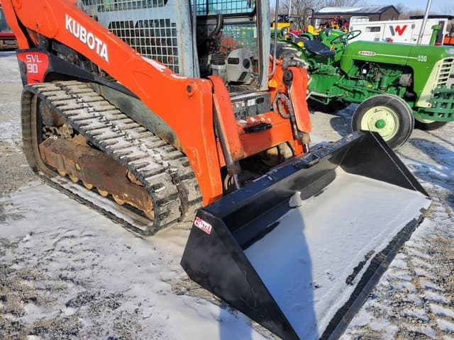 Image of Kubota SVL90 equipment image 2