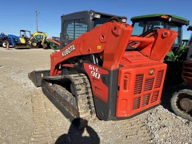 Image of Kubota SVL90 equipment image 3