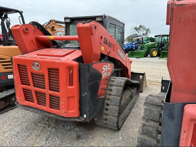 Image of Kubota SVL95-2S equipment image 2