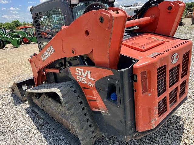 Image of Kubota SVL95-2S equipment image 3