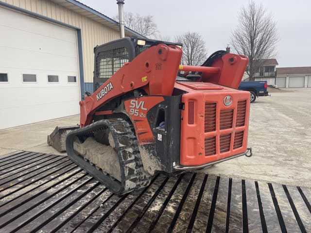 Image of Kubota SVL95-2S equipment image 3