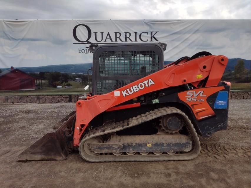 Kubota SVL95-2S Equipment Image0