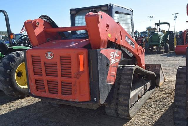 Image of Kubota SVL95-2S equipment image 2