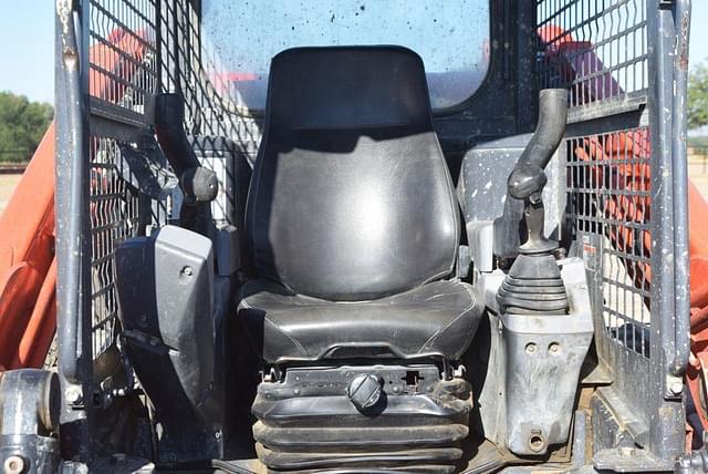 Image of Kubota SVL95-2S equipment image 4