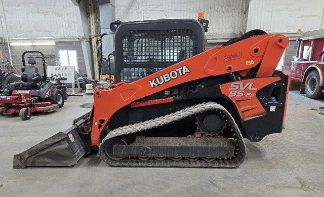 Image of Kubota SVL95-2S equipment image 1