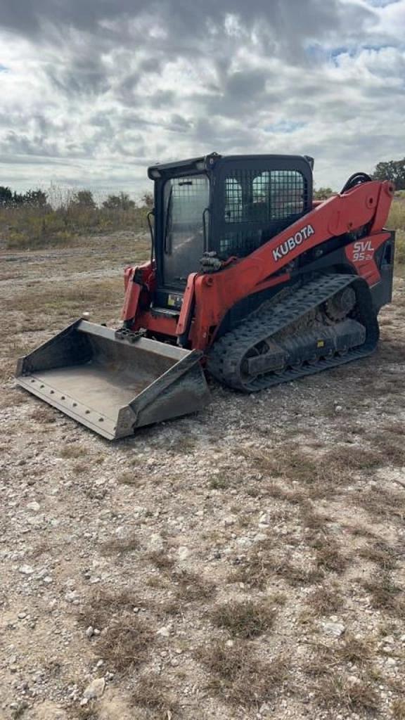 Image of Kubota SVL95-2S equipment image 2