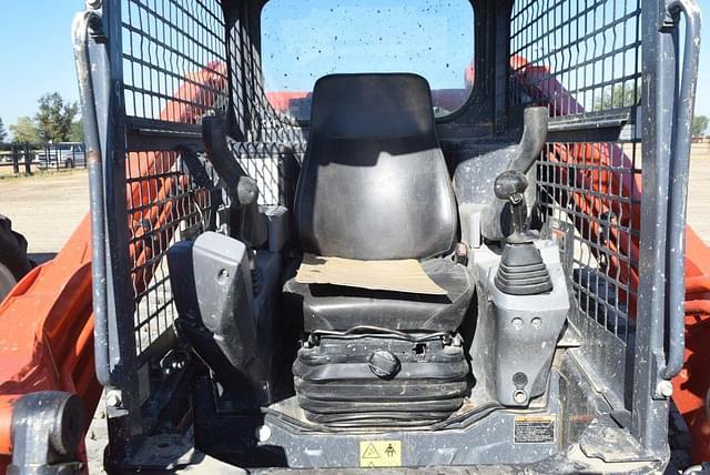 Image of Kubota SVL95-2S equipment image 4