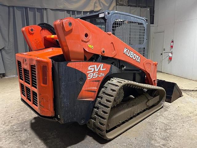 Image of Kubota SVL95-2S equipment image 4