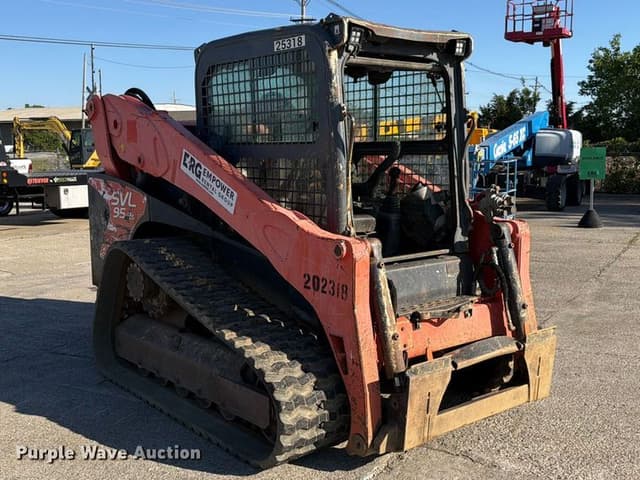 Image of Kubota SVL95-2S equipment image 2