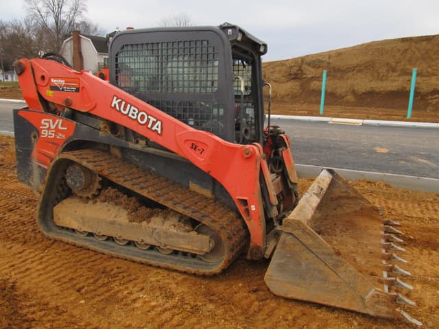 Image of Kubota SVL95-2SHC equipment image 4