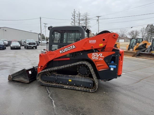 Image of Kubota SVL95-2SHFC equipment image 2