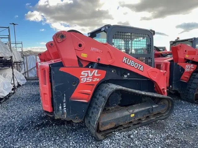 Image of Kubota SVL95-2SHFC equipment image 4