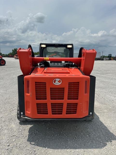 Image of Kubota SVL97-2 equipment image 3