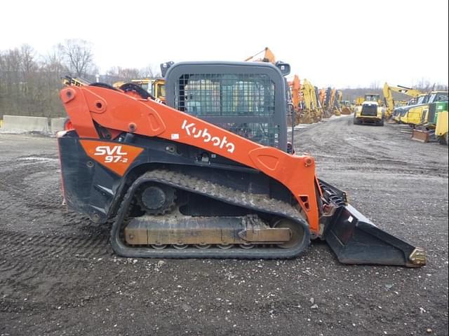 Image of Kubota SVL97-2 equipment image 2