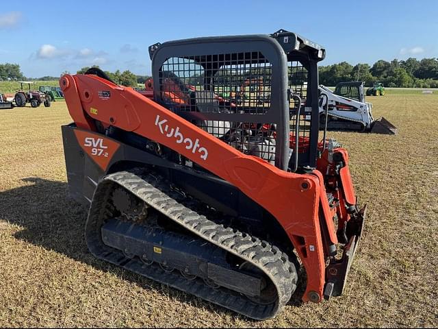 Image of Kubota SVL97-2 equipment image 3