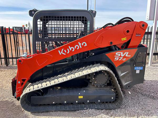 Image of Kubota SVL97-2 equipment image 3