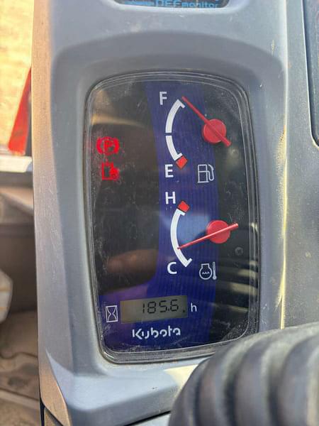 Image of Kubota SVL97-2 equipment image 4
