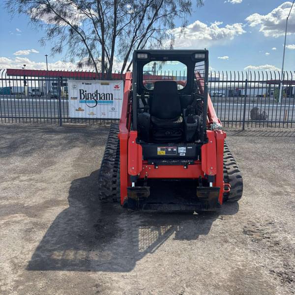 Image of Kubota SVL97-2 equipment image 2