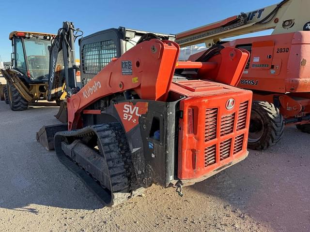 Image of Kubota SVL97-2 equipment image 3