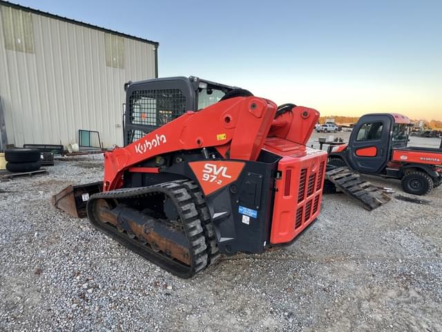 Image of Kubota SVL97-2 equipment image 2