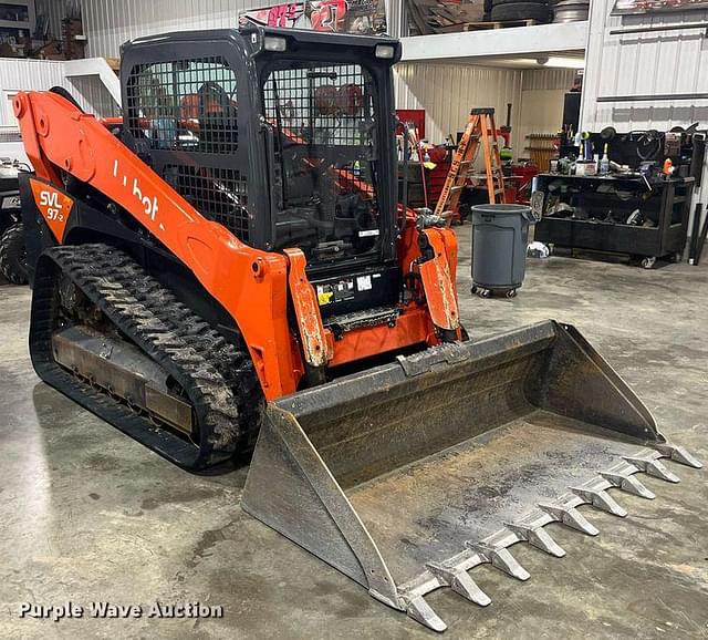 Image of Kubota SVL97-2 equipment image 2