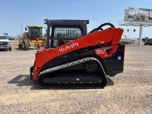 Kubota SVL97-3 Equipment Image0