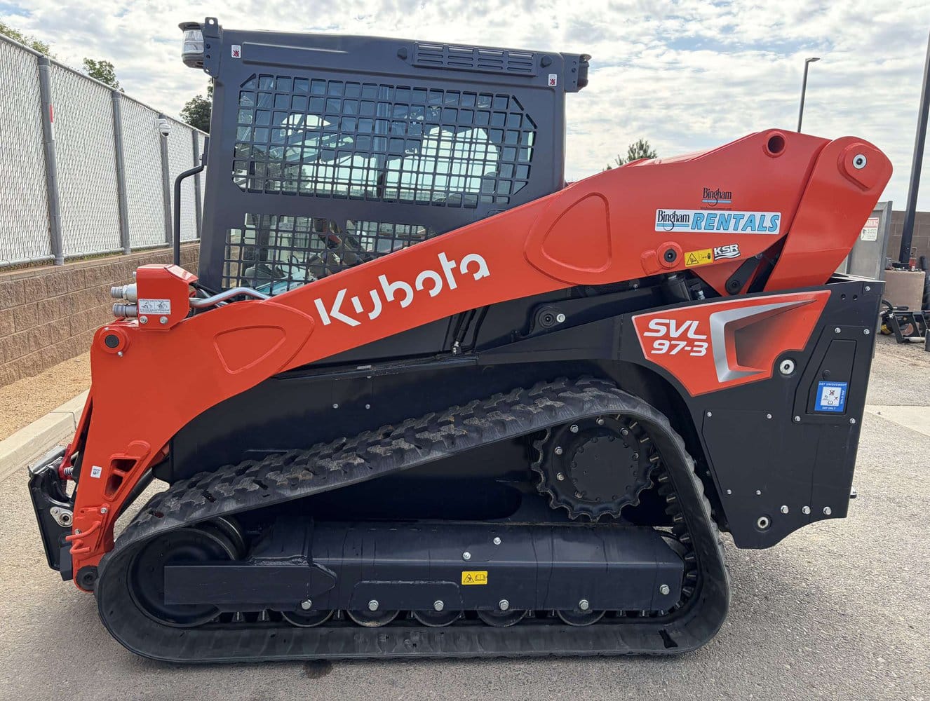 Kubota SVL97-3 Equipment Image0