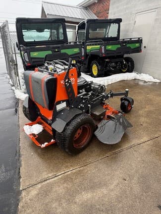Image of Kubota SZ26-52 equipment image 3