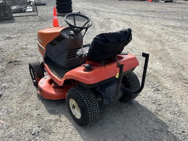 Image of Kubota T1460 equipment image 2