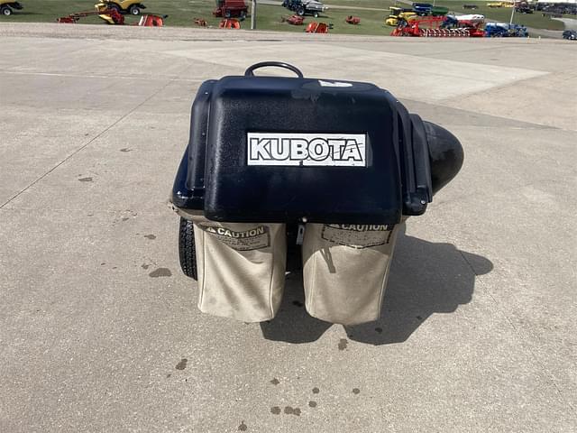 Image of Kubota T1570 equipment image 4