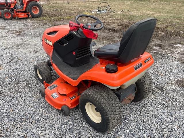 Image of Kubota T1670 equipment image 2