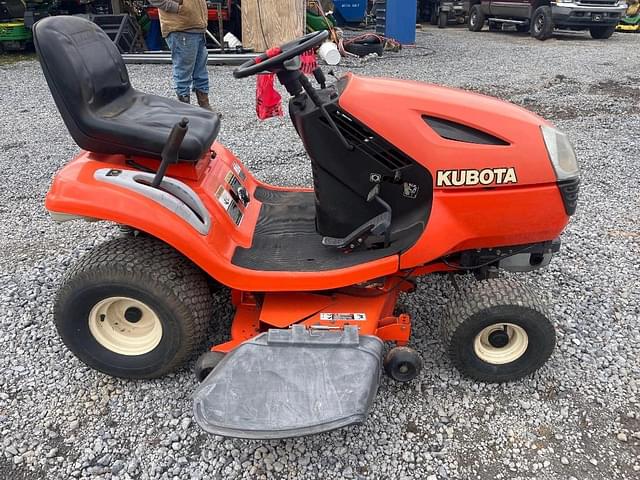 Image of Kubota T1670 equipment image 4