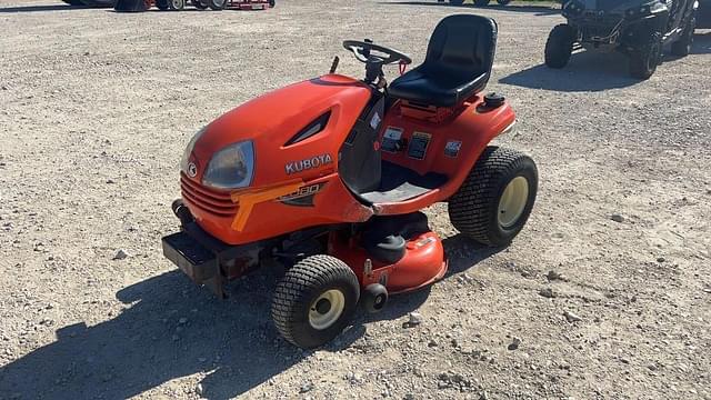 Image of Kubota T2080 equipment image 1