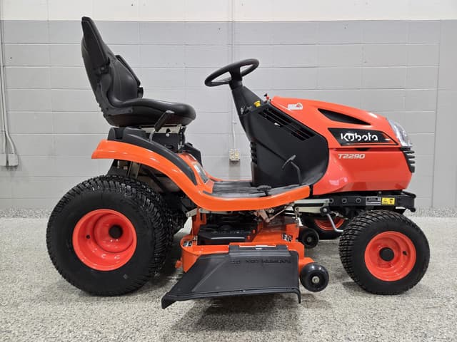 Image of Kubota T2290KWT equipment image 4