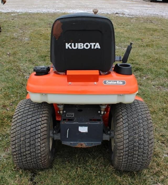 Image of Kubota T2380 equipment image 1