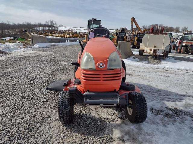 Image of Kubota T2380 equipment image 3