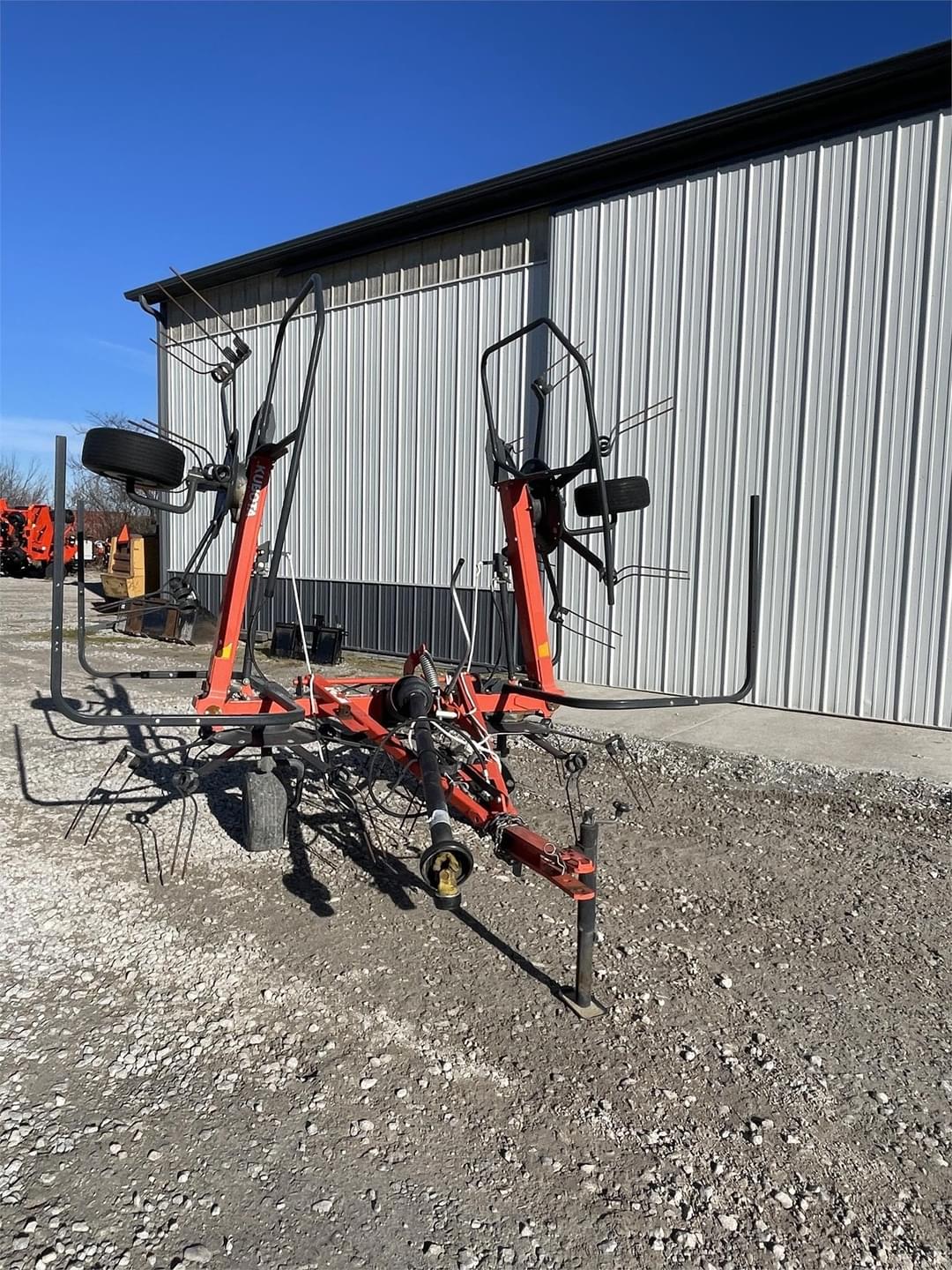 Image of Kubota TE4052T Primary Image