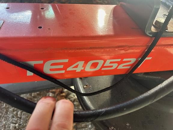 Image of Kubota TE4052T equipment image 4