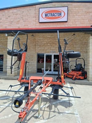 2021 Kubota TE4052T Image