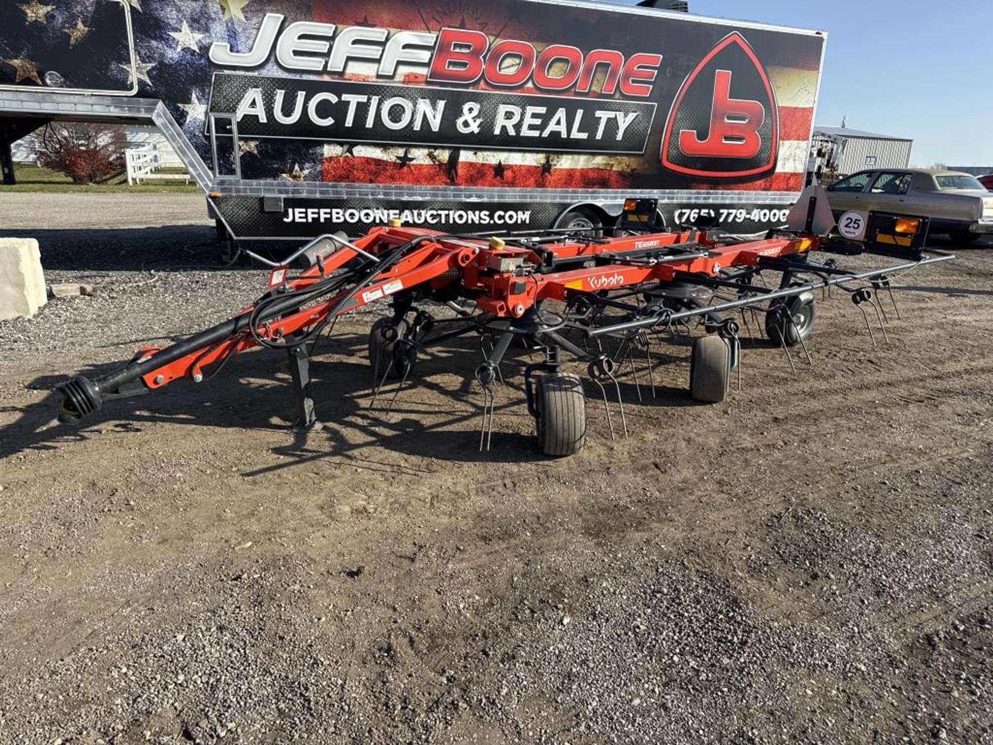 Kubota TE6583T Equipment Image0