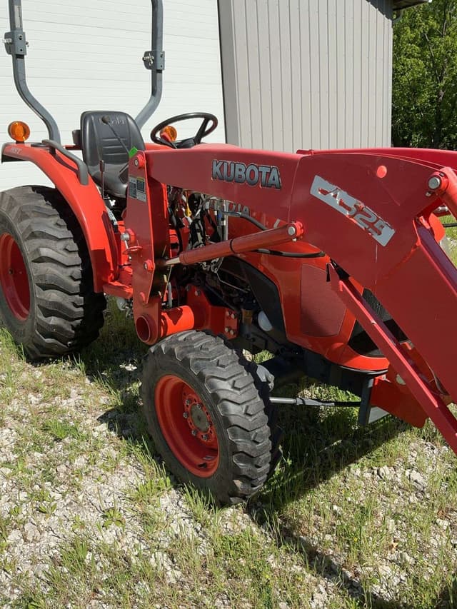 Image of Kubota L2501 equipment image 3