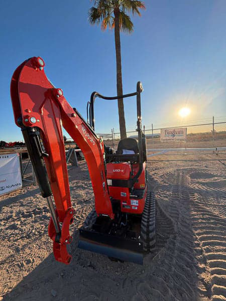 Image of Kubota U10-5 equipment image 2