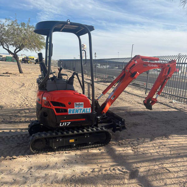 Kubota U17 Equipment Image0