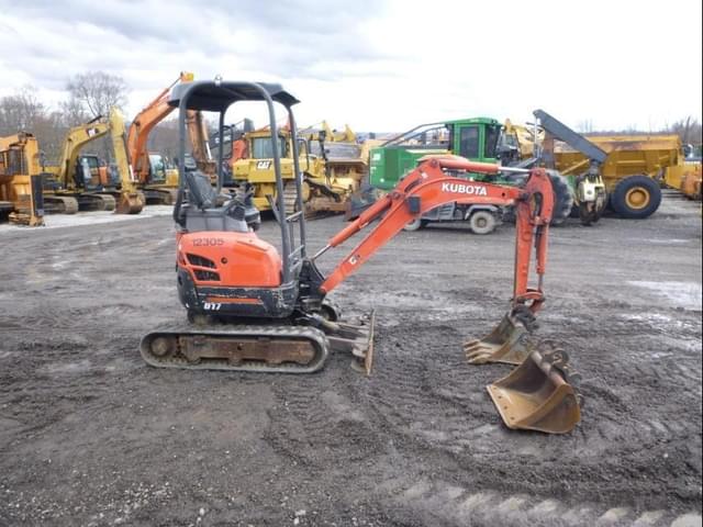 Image of Kubota U17 equipment image 2
